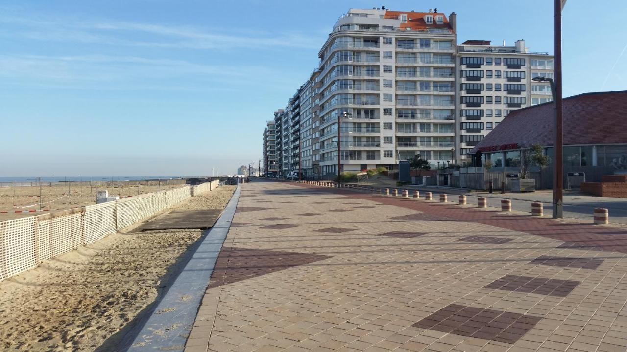 Studio With Sea View And Panoramic View In Bredene Apartment Exterior photo